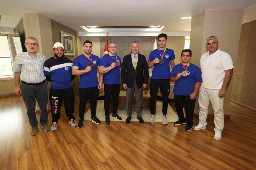 20240905aw281212 0.jpg