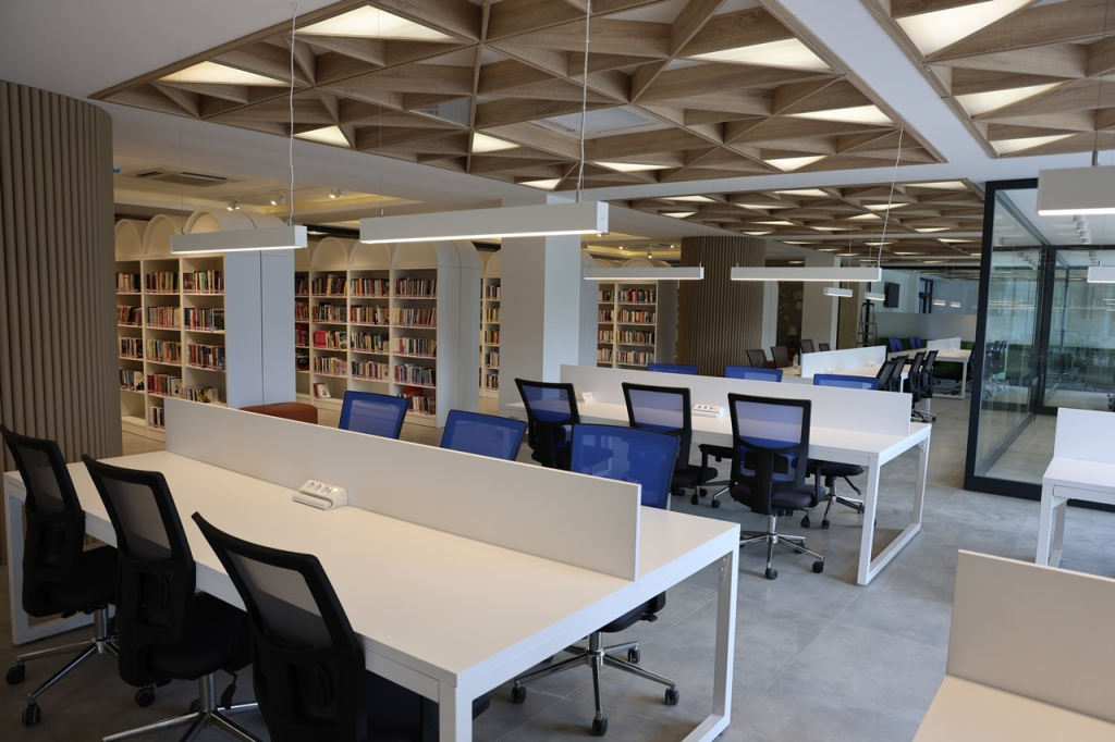 20240917aw289030 0.jpg