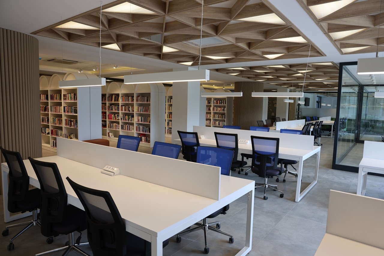 20240917aw289030 0.jpg