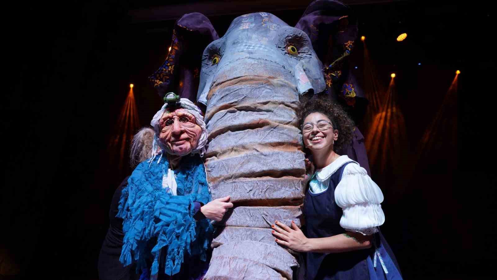 20240930aw298129 0.jpg