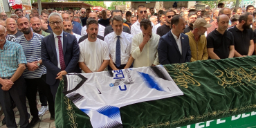 FECİ KAZADA HAYATINI KAYBEDEN KAAN'A SON VEDA: TABUTUNA FORMA SERİLDİ