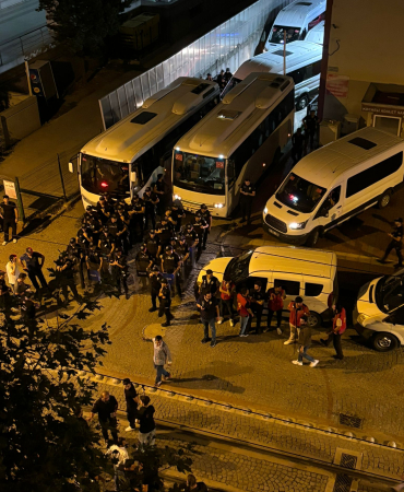 Marina kafe davasında adliye kartıştı