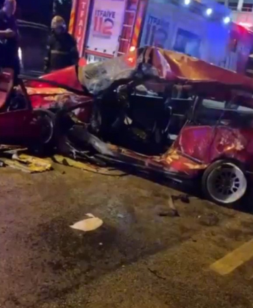 OTOMOBİL BELEDİYE OTOBÜSÜNE ÇARPTI: 1 ÖLÜ, 3 YARALI