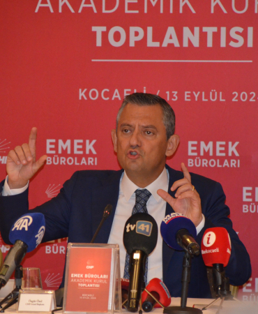 Özgür Özel CHP artık muhalefet partisi değildir