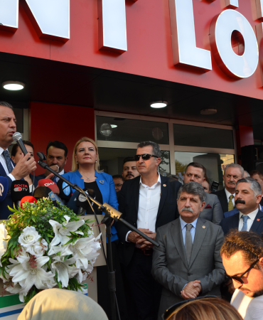 Özgür Özel Fatma Kaplan Hürriyet'in karnesi beş pekiyi aferin