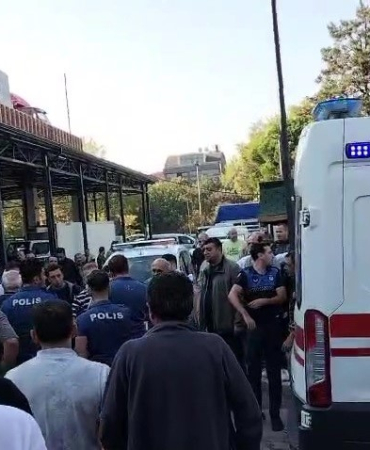 PAZARCI ESNAFINI KALBİNDEN BIÇAKLAYARAK ÖLDÜREN SALDIRGAN YAKALANDI