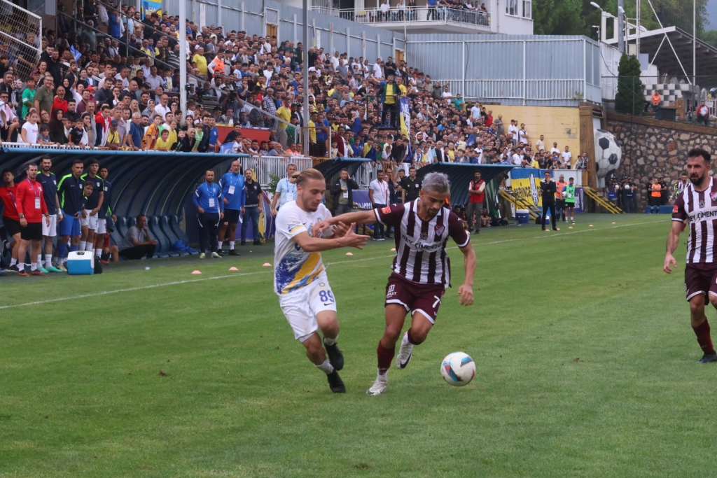 TFF 2. LİG: BELEDİYE DERİNCESPOR: 1 ELAZIĞSPOR: 1