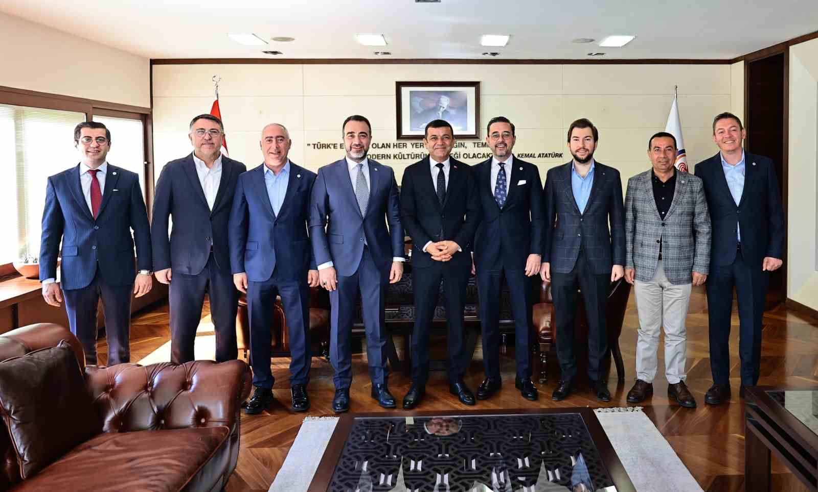 20240415aw183061 0.jpg