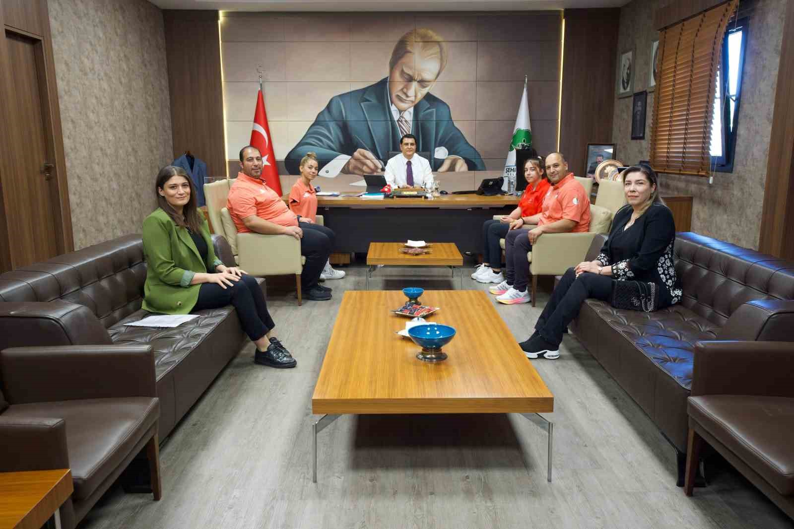 20241003aw300330 0.jpg