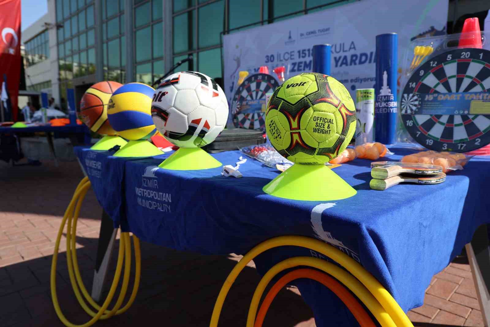 20241004aw301220 0.jpg