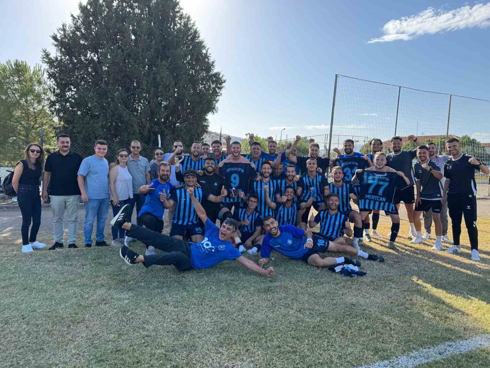 20241006aw302465 0.jpg