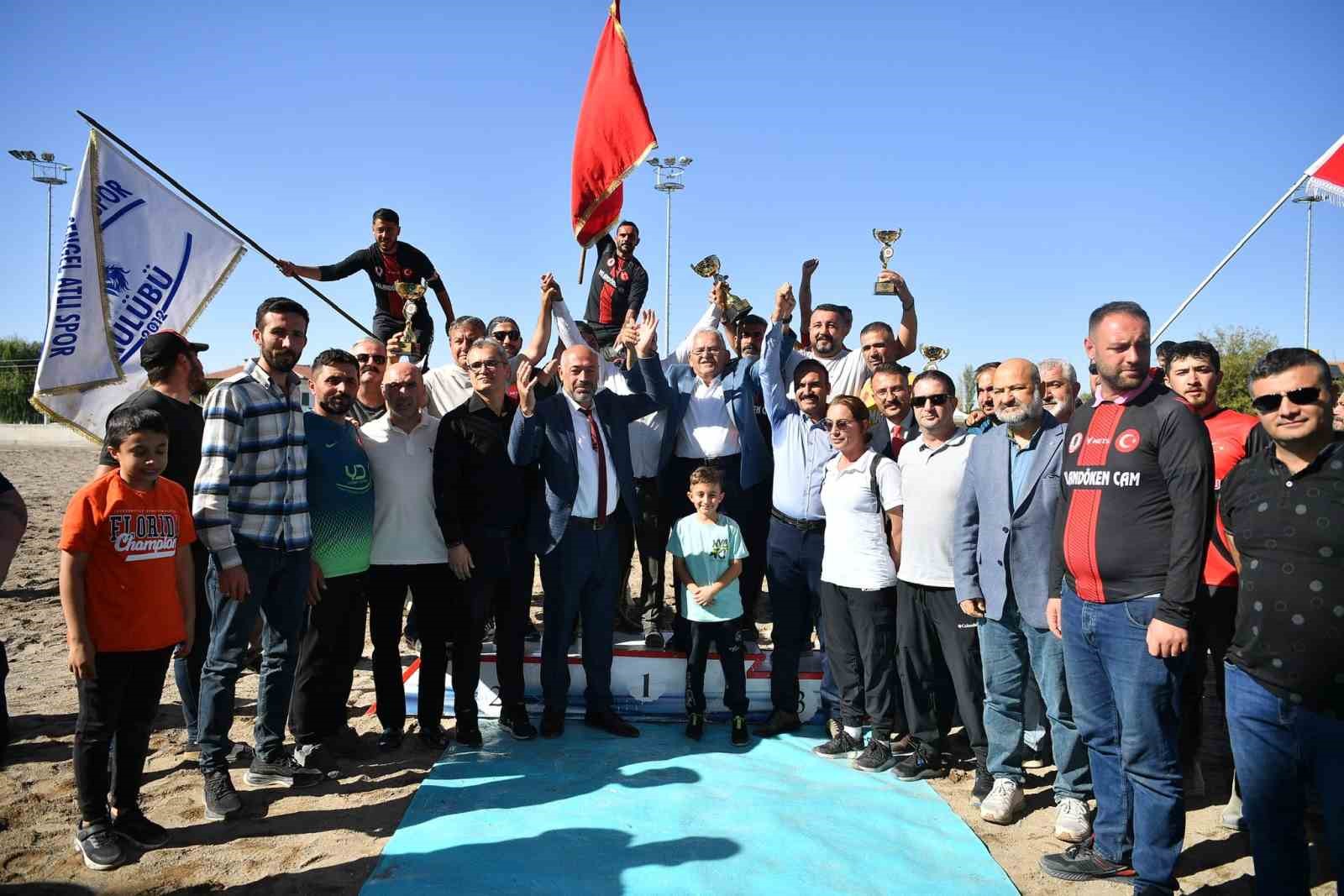 20241006aw302467 0.jpg