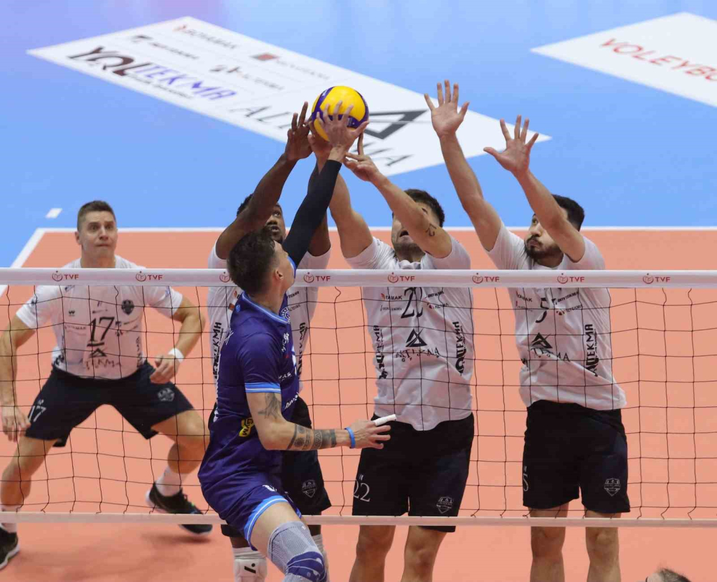 20241006aw302522 0.jpg