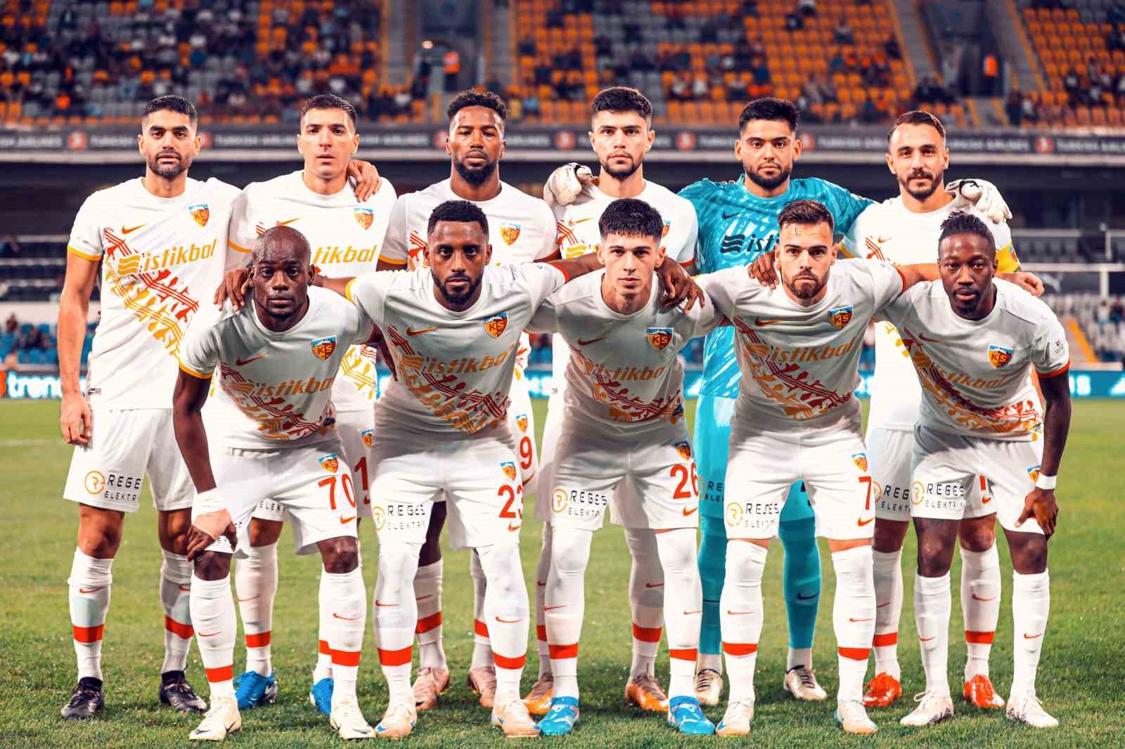 20241007aw302670 0.jpg