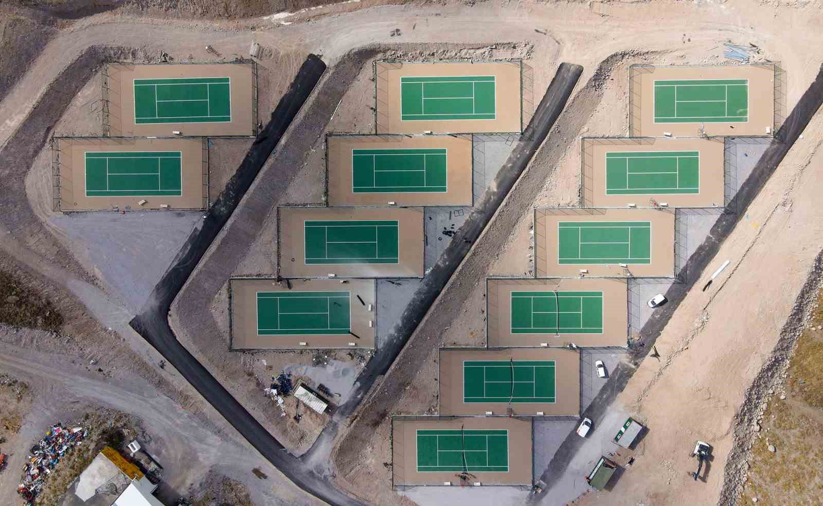 20241008aw303682 0.jpg