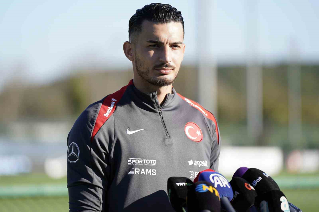 20241008aw304038 0.jpg