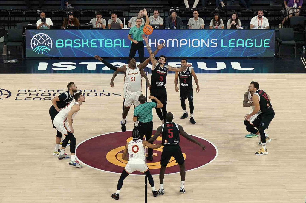 20241008aw304137 0.jpg