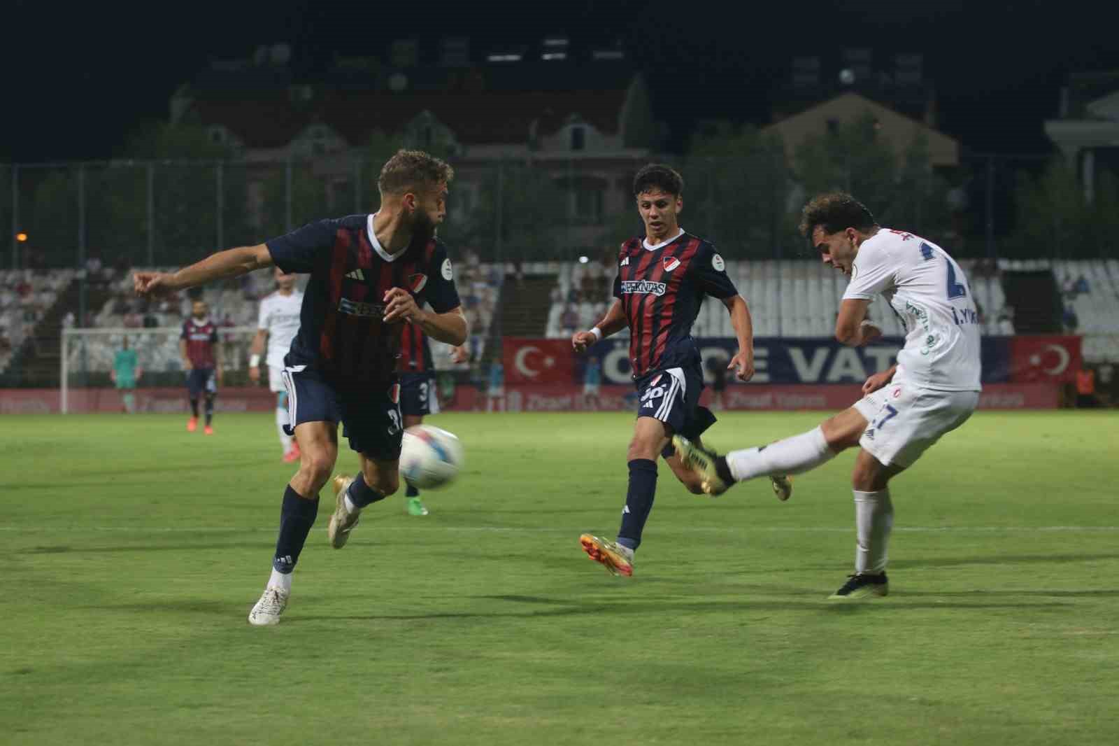 20241008aw304150 0.jpg