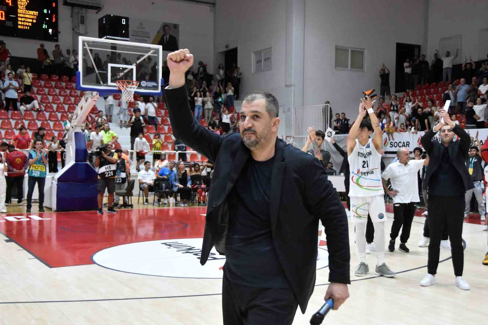 20241009aw304950 0.jpg