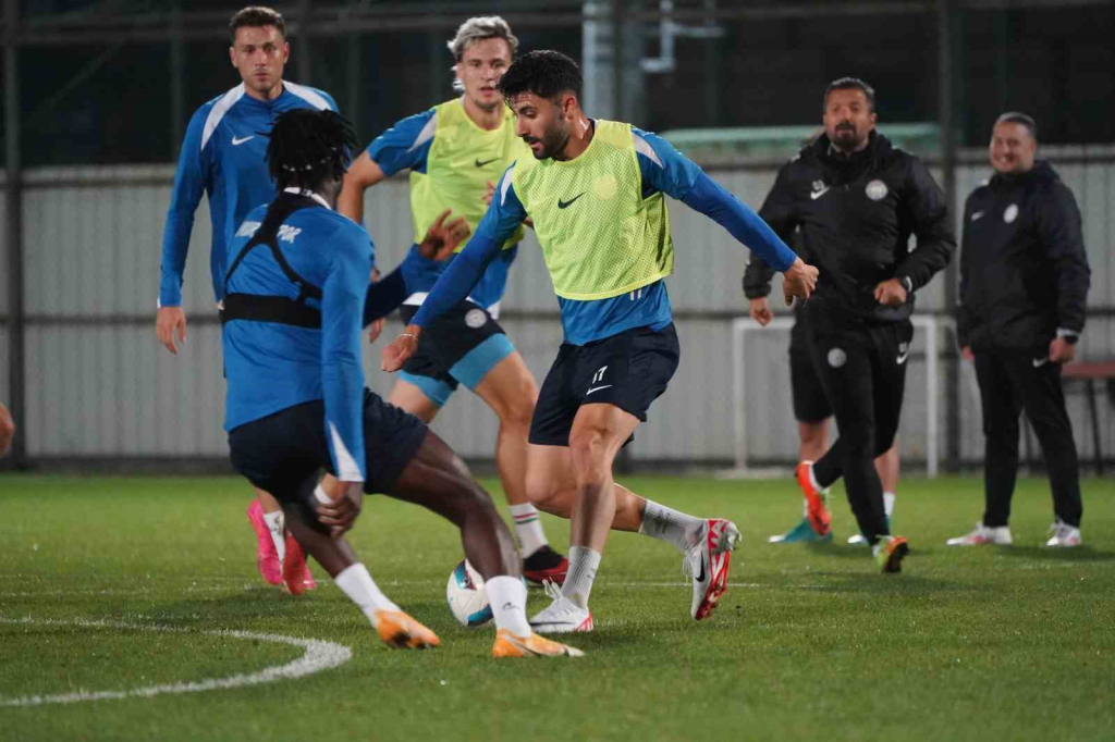 20241009aw304956 0.jpg