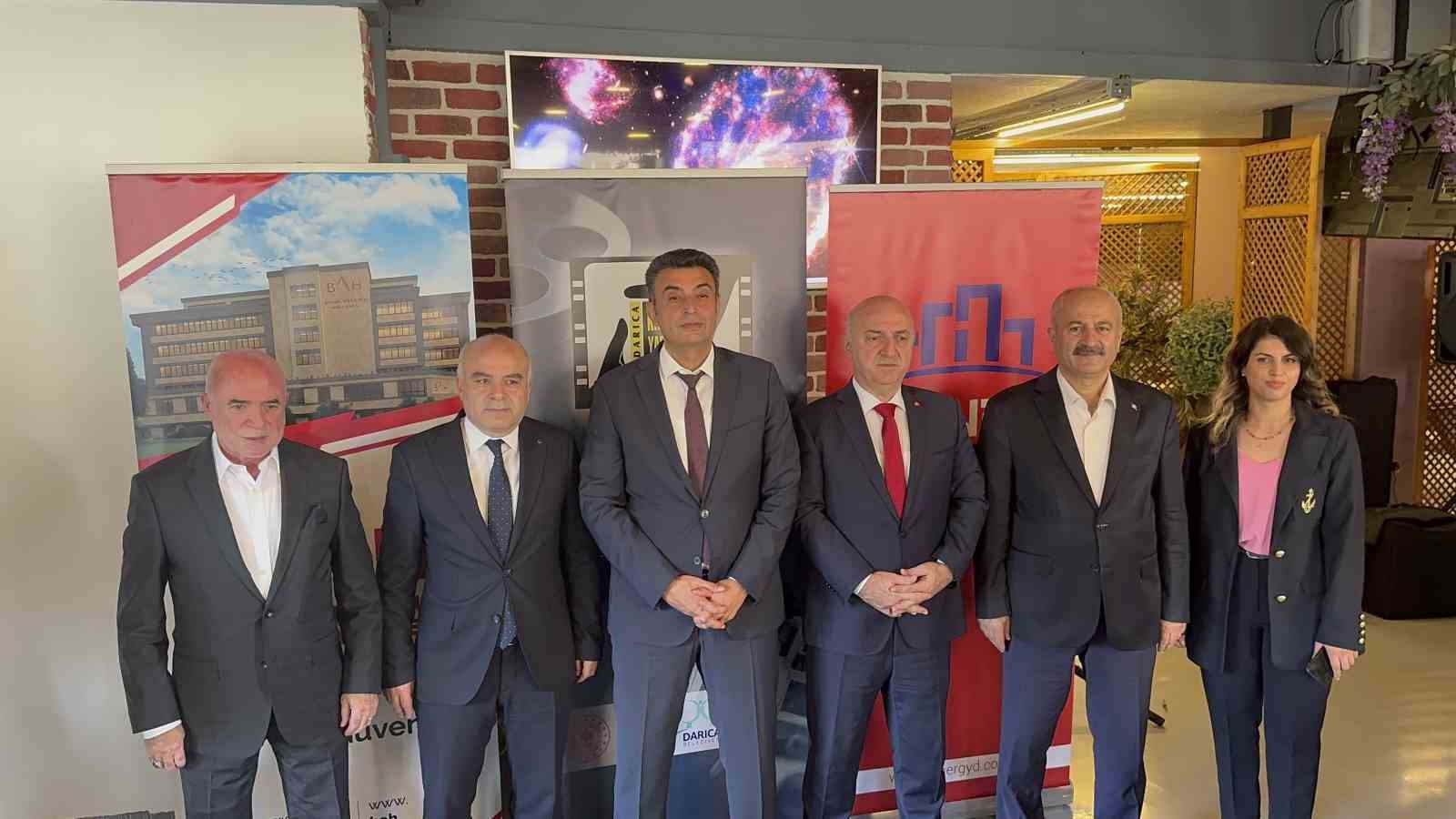 20241012aw306587 0.jpg