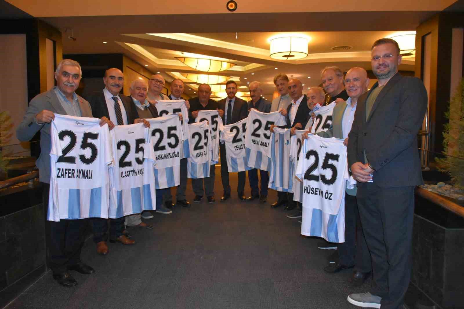 20241013aw307238 0.jpg