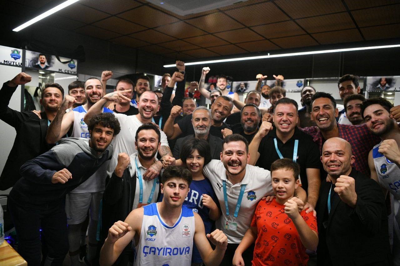 20241014aw307513 0.jpg