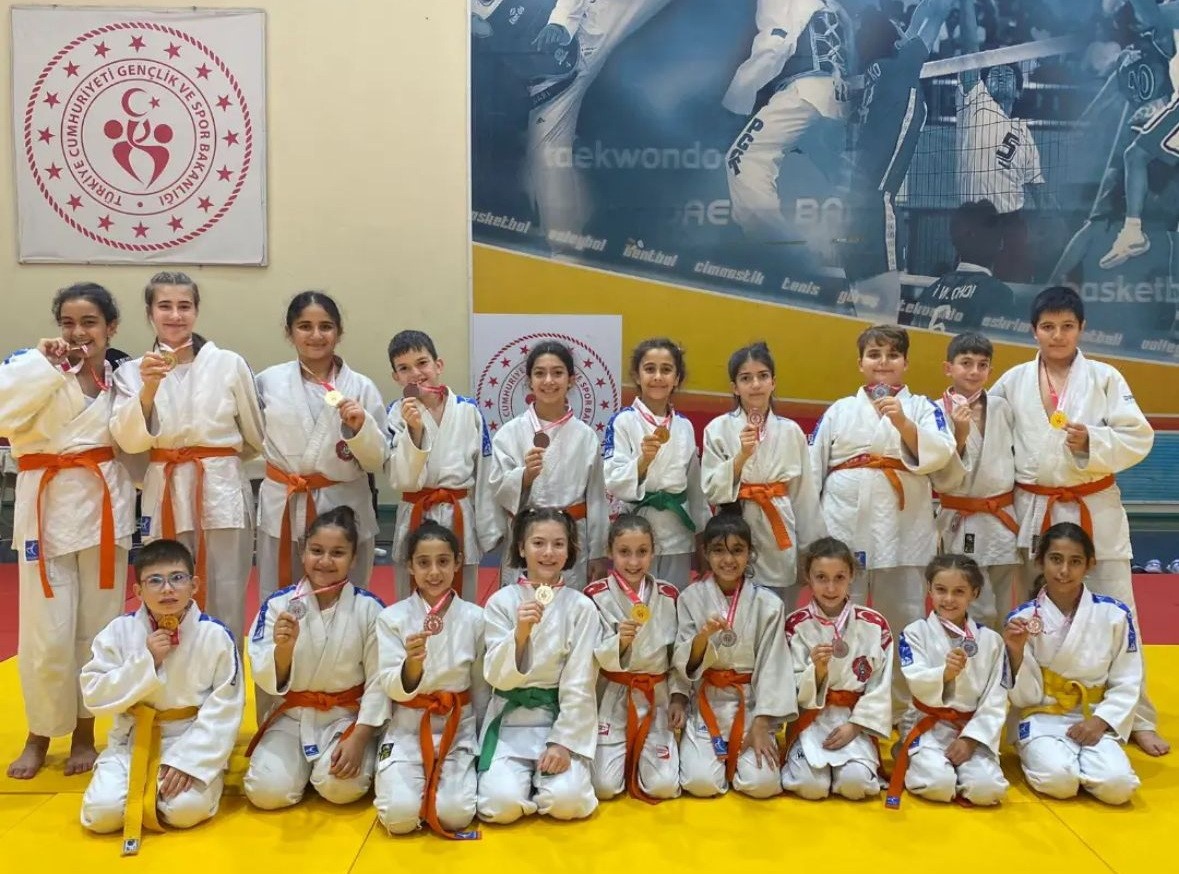 20241014aw308045 0.jpg