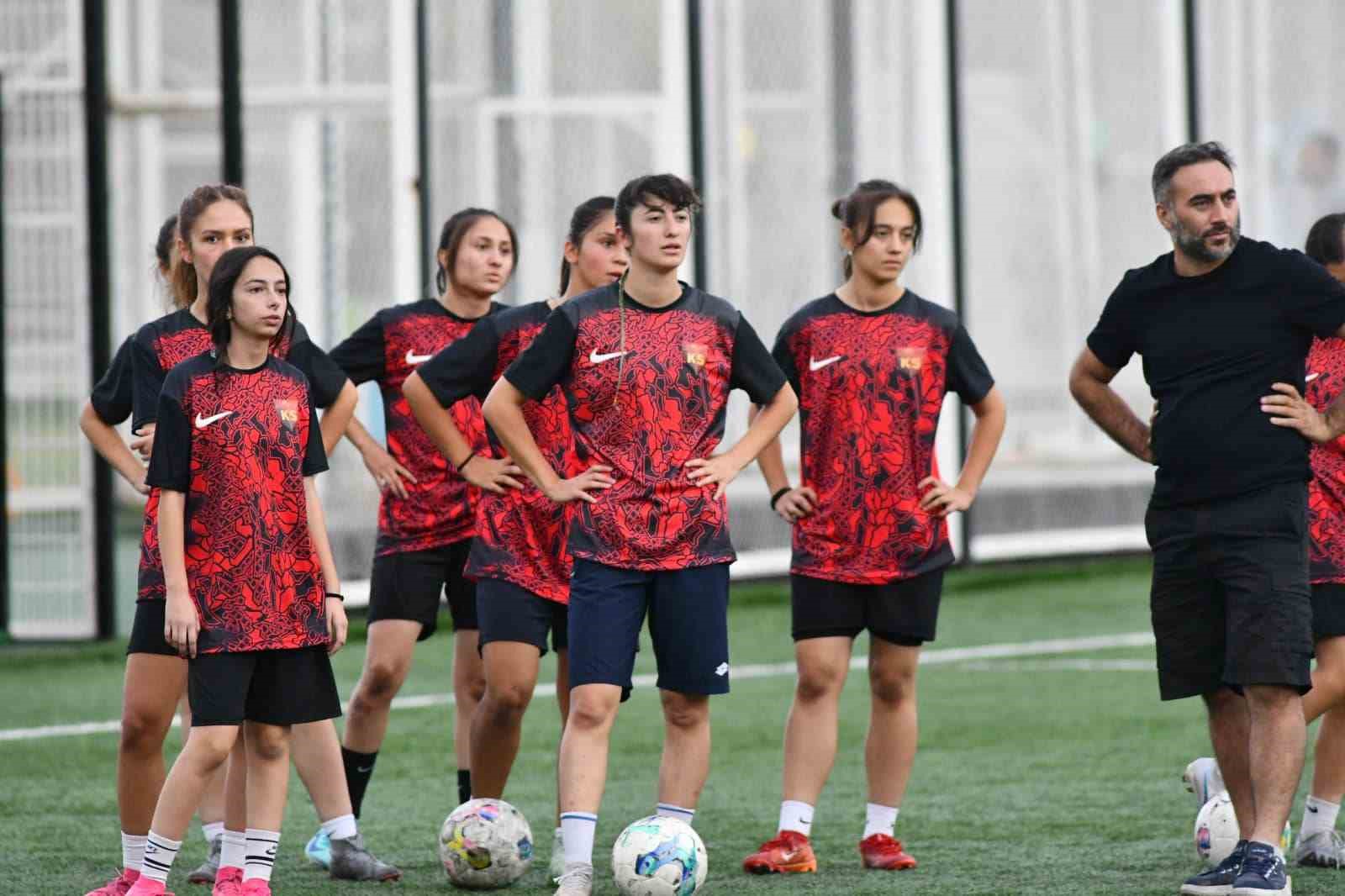 20241015aw308419 0.jpg