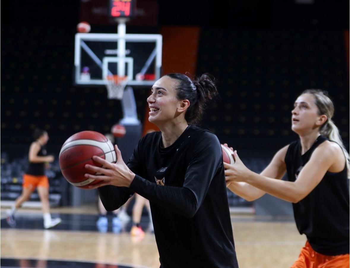 20241015aw308564 0.jpg