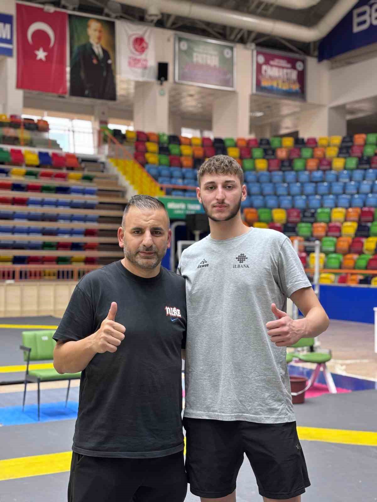 20241016aw309256 0.jpg