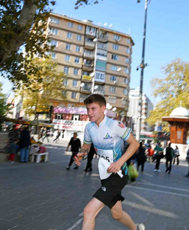 20241024aw315304 0.jpg