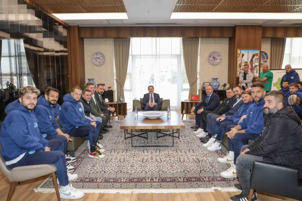 20241024aw315351 0.jpg