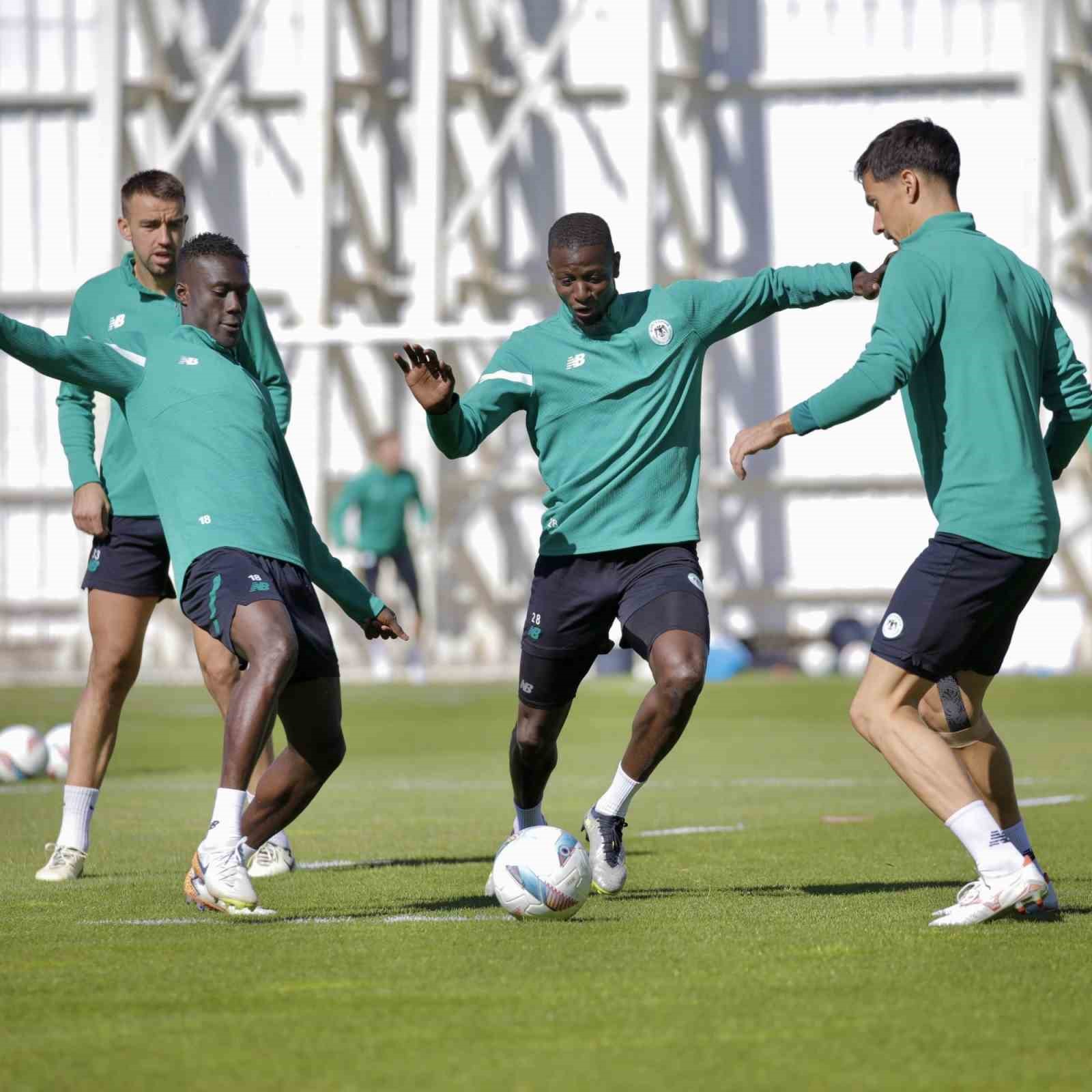 20241026aw316560 0.jpg