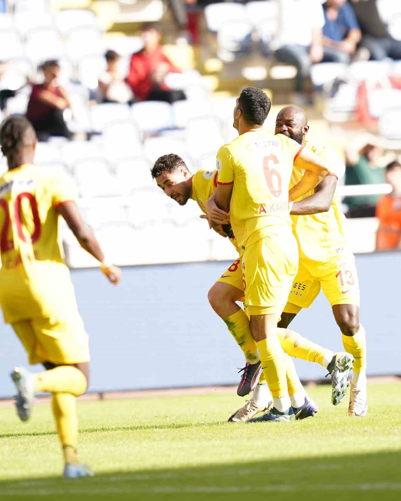 20241027aw316800 0.jpg