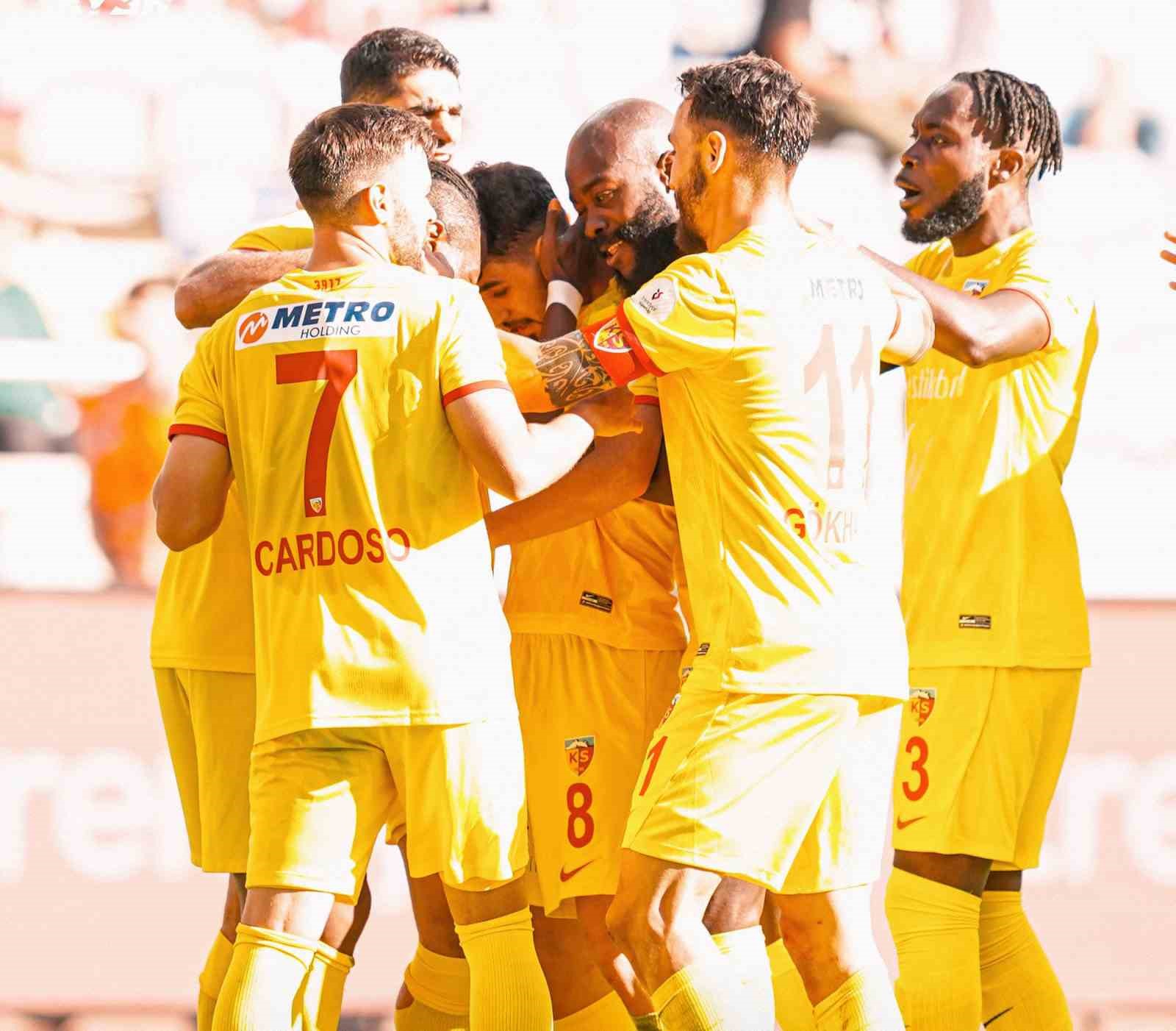 20241027aw316804 0.jpg