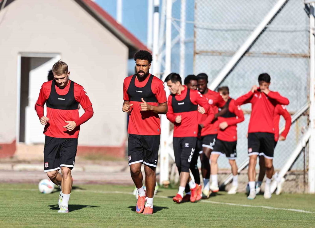 20241028aw317849 0.jpg