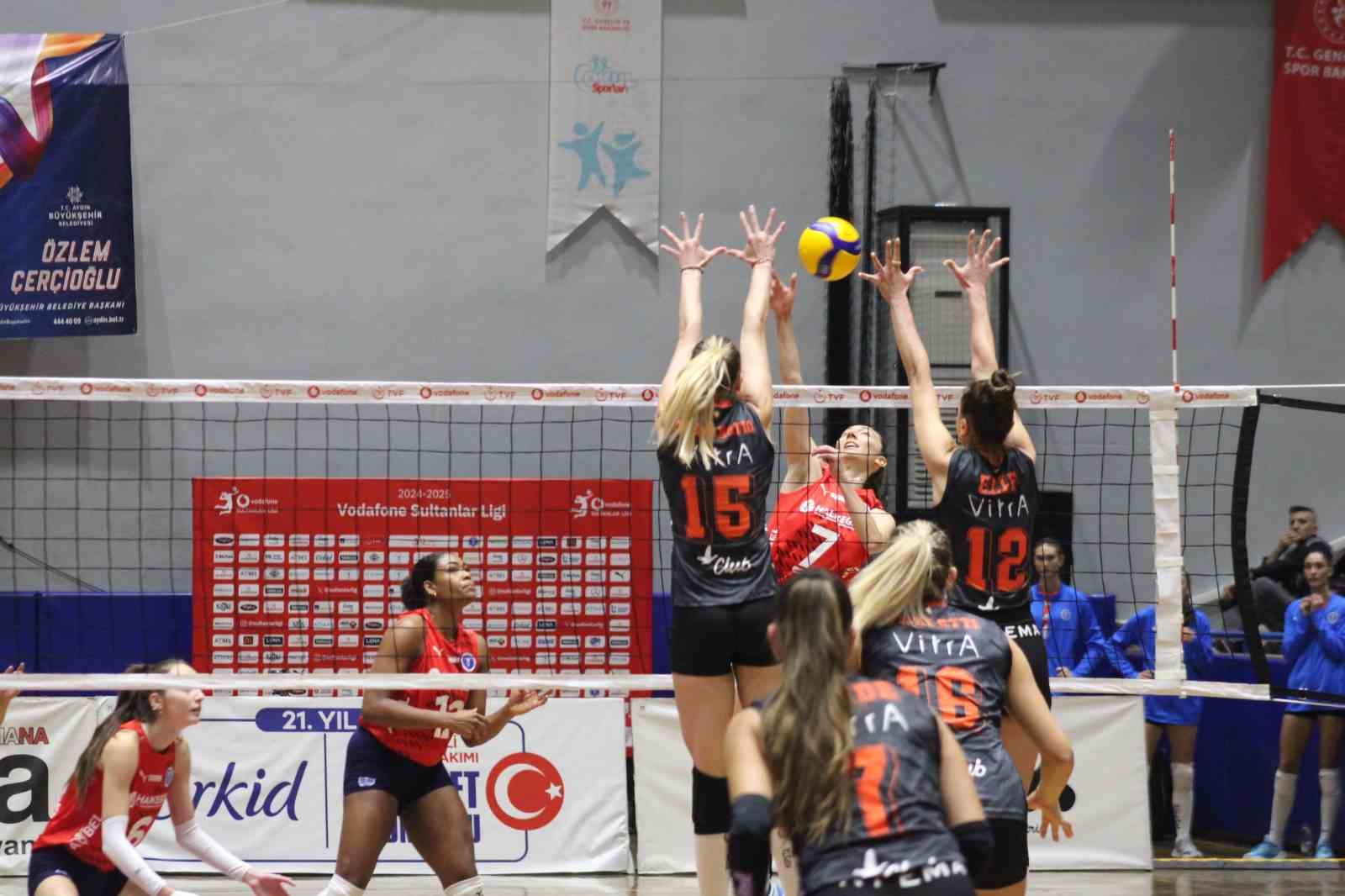 20241029aw318452 0.jpg