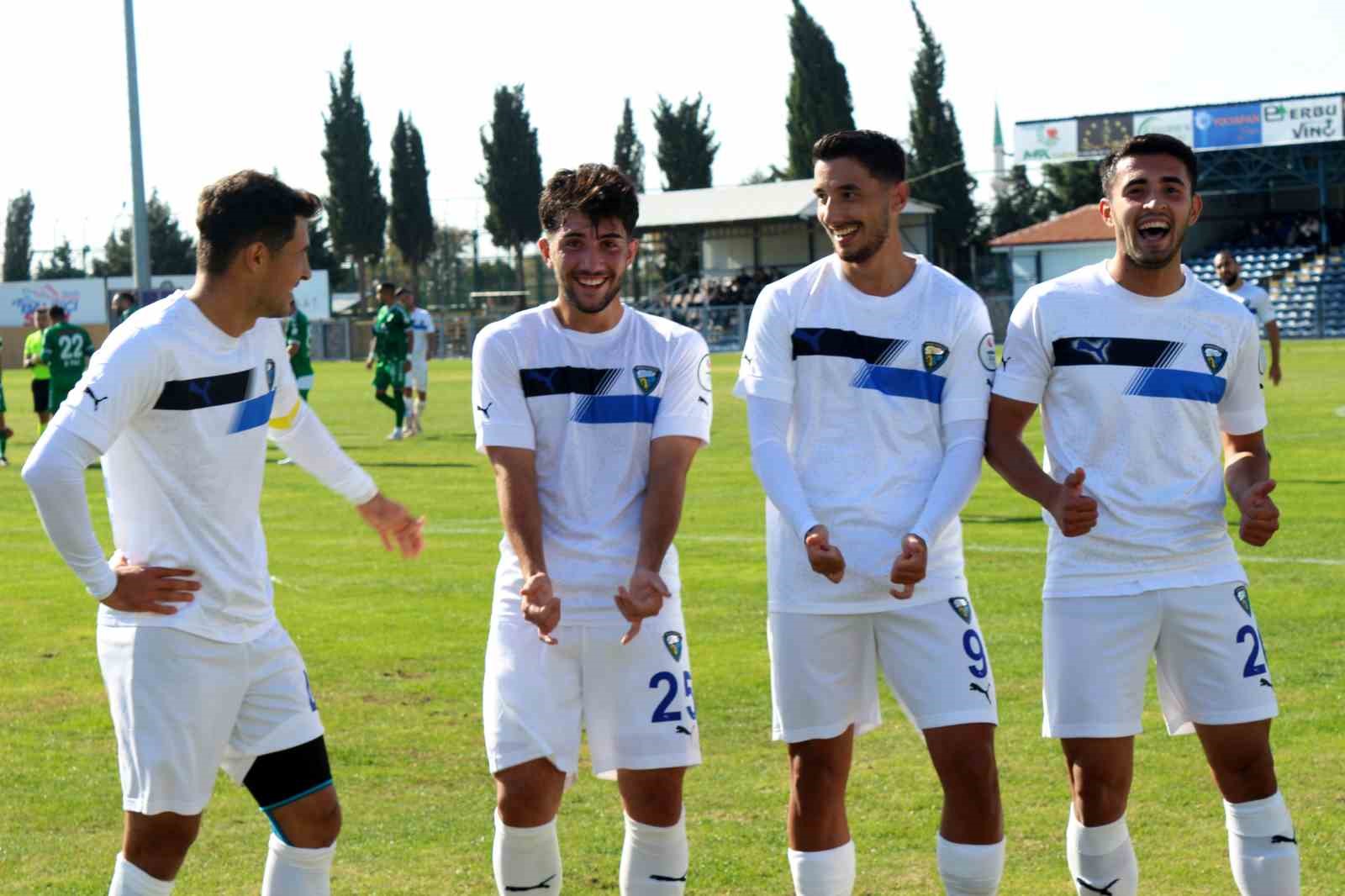 20241030aw319119 0.jpg