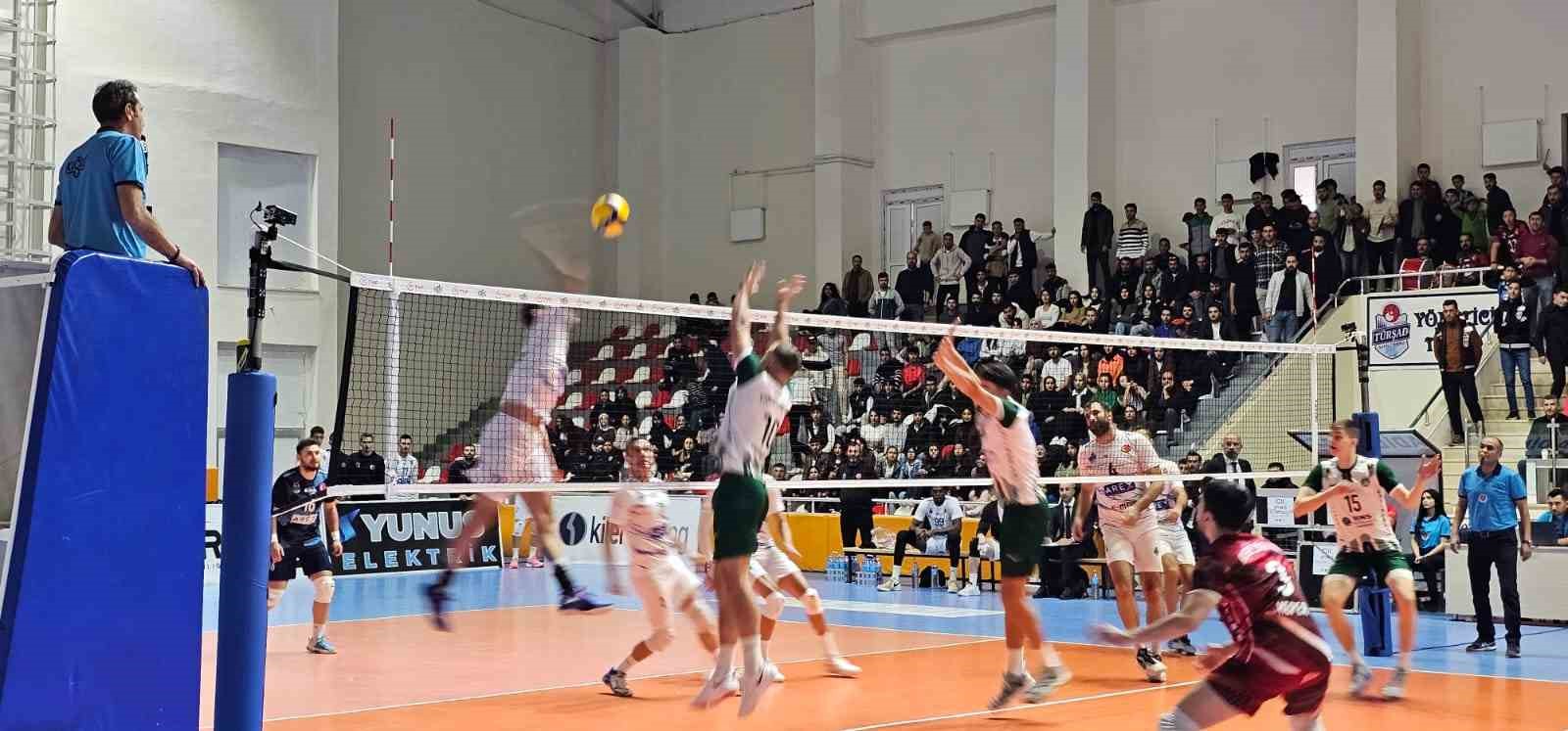 20241030aw319125 0.jpg