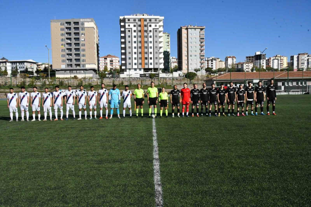 20241031aw319250 0.jpg