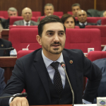 CHP’li Gençtürk, “İzmit Belediyesi üzerinden algı yürütmek kaçak dövüşmektir”