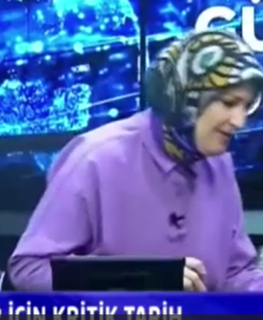Depreme canlı yayında yakalandı, panikle ne yapacağını şaşırdı