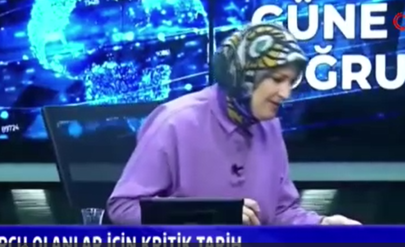 Depreme canlı yayında yakalandı, panikle ne yapacağını şaşırdı