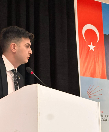 Karabaş, Büyükakın'a zor soru Onore etme isteğiniz niye