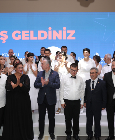 Kocaeli Eğitim Vakfı ve Buğday Tanesi Engelsiz Sosyal Yaşam ve Eğitim Köyü’nden Ortak Balo