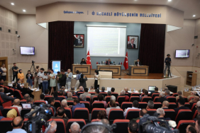 Kocaeli' de AKP ve MHP' liler çocukların aç kalmasını umursamadı