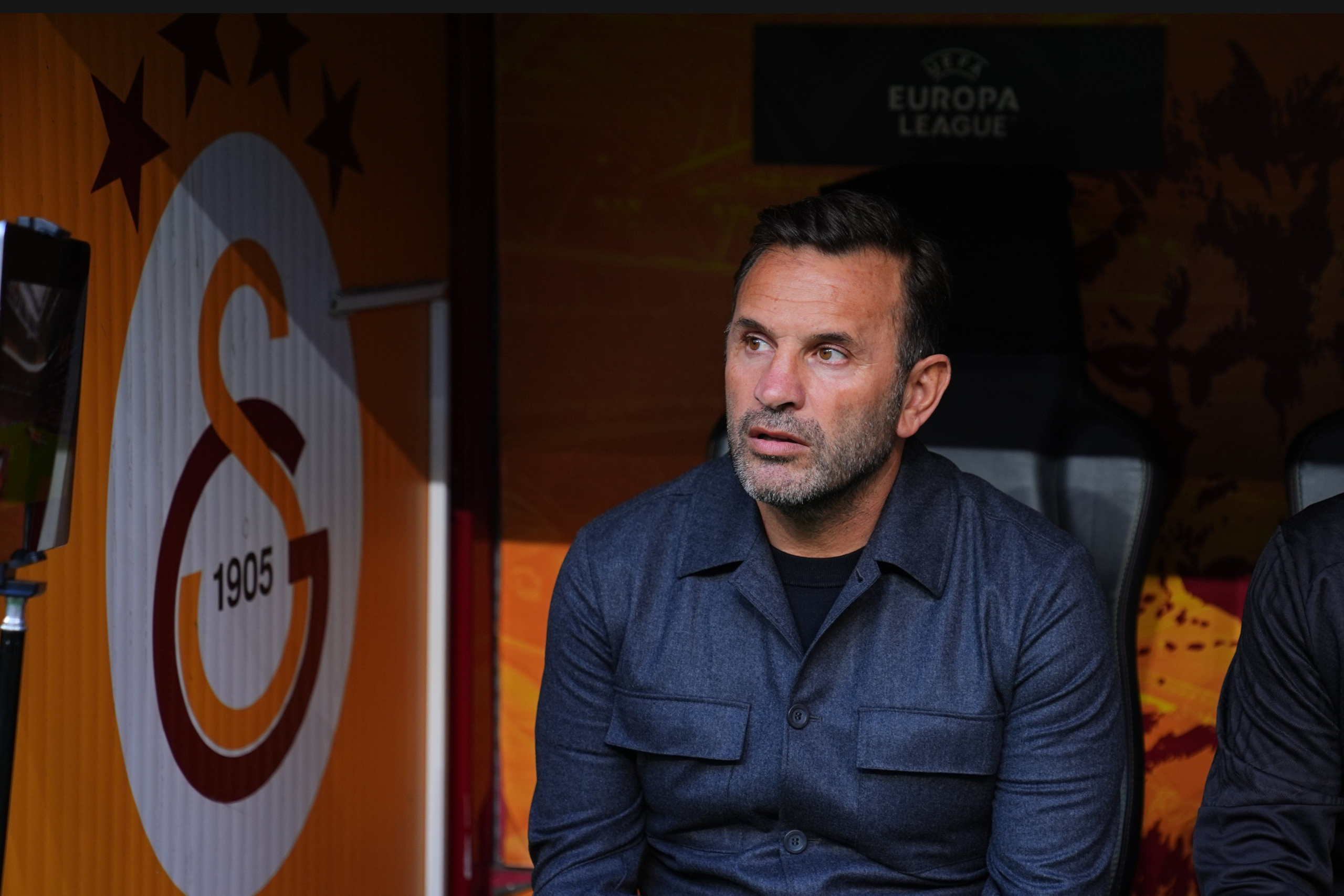 Okan Buruk, apandisti patladığı için acil ameliyata alındı