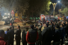 PALET DEPOSUNDA ÇIKAN BÜYÜK YANGIN 1 SAATTE SÖNDÜRÜLDÜ