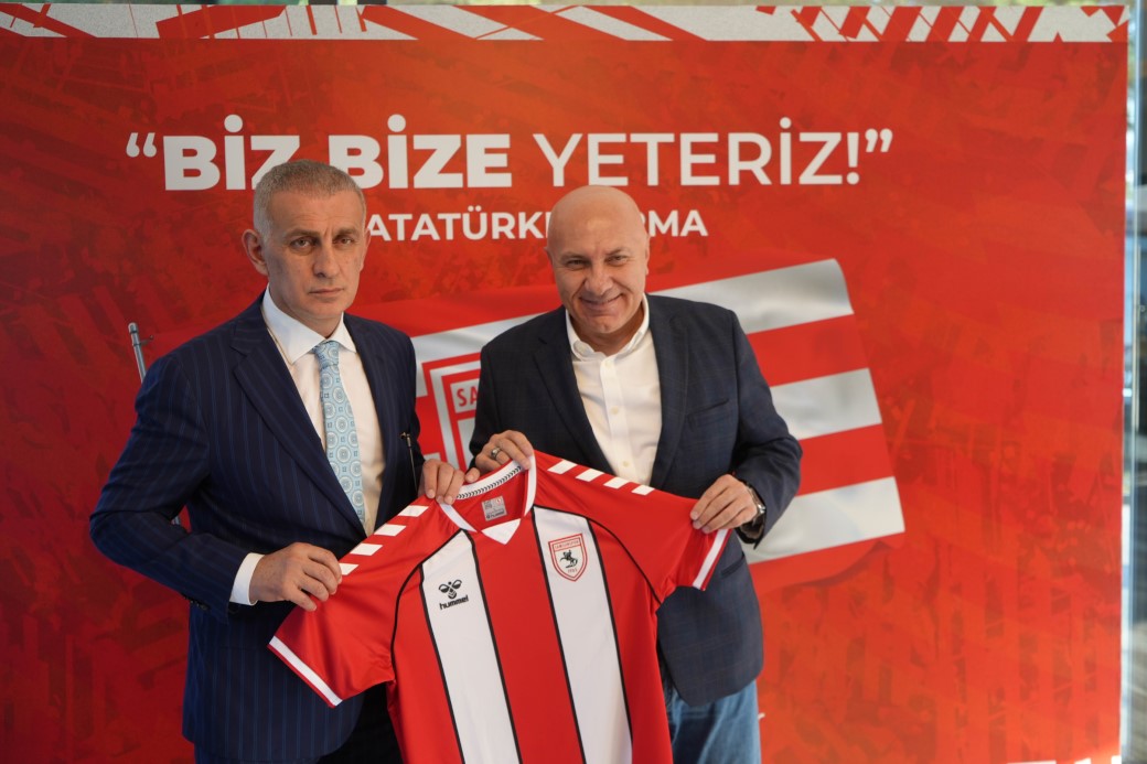 aw306367 02 1728661173.jpg